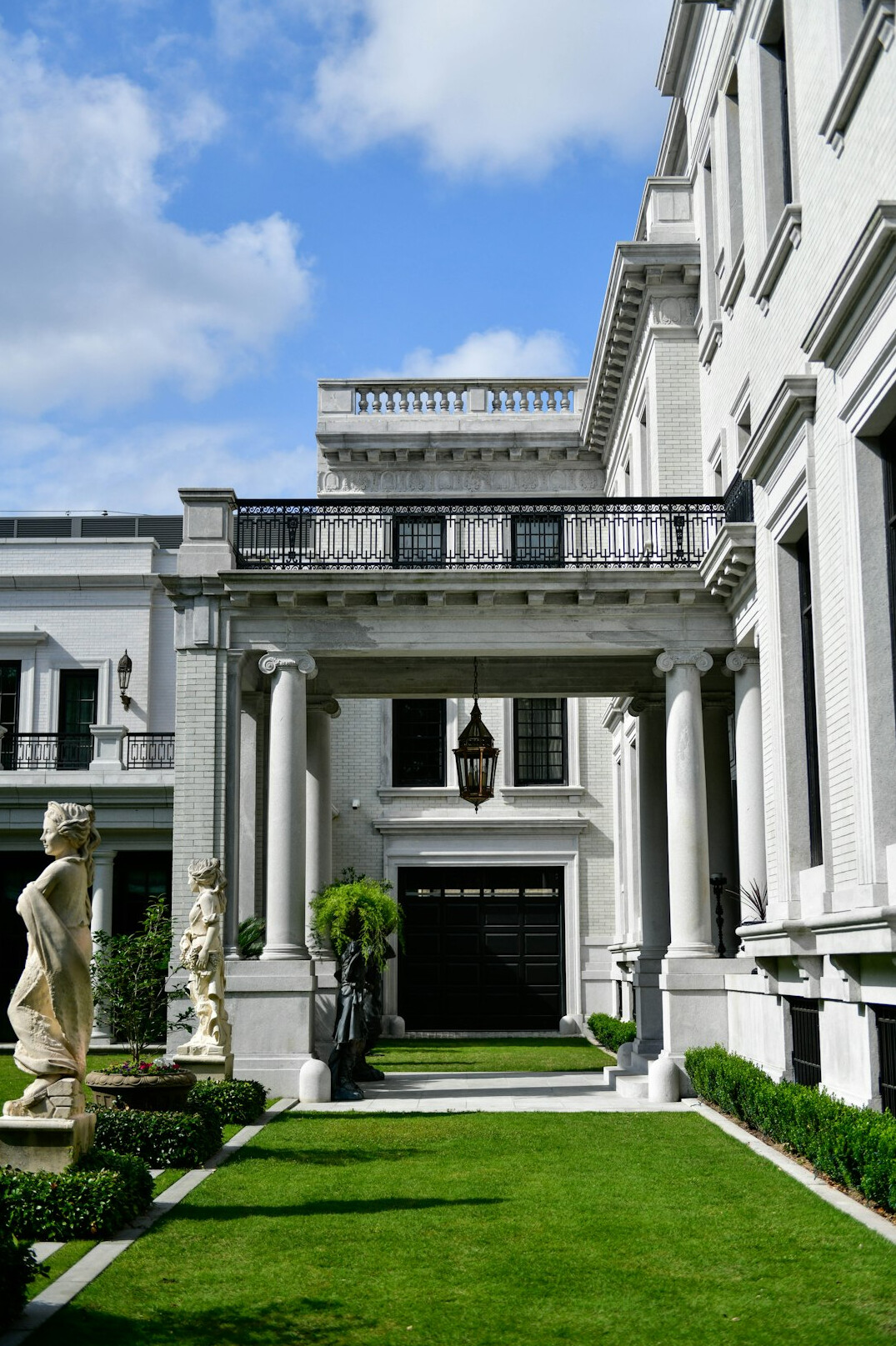 luxury celebrity villa exterior